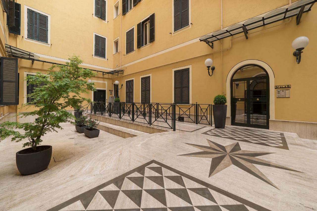 Domus Aurea & Colosseo Sweet Flat Apartment *