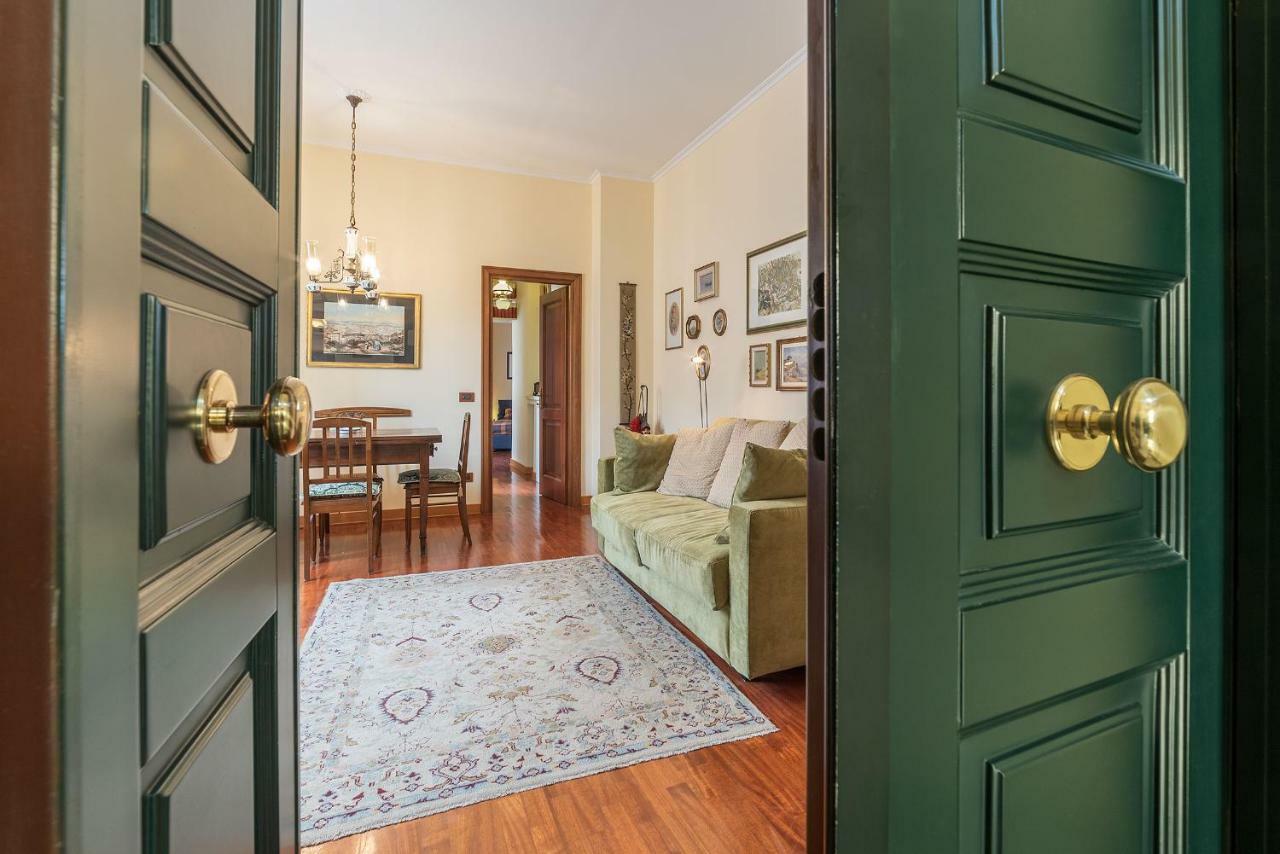 Domus Aurea & Colosseo Sweet Flat Apartment